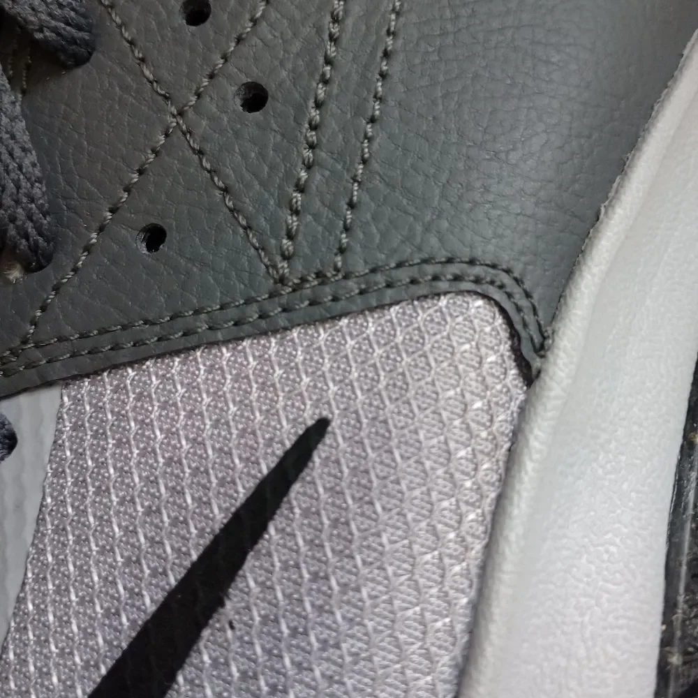 Nike Fly By II Grey/Light Grey Size 10